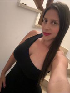 610148324: Chica busca chico en Madrid