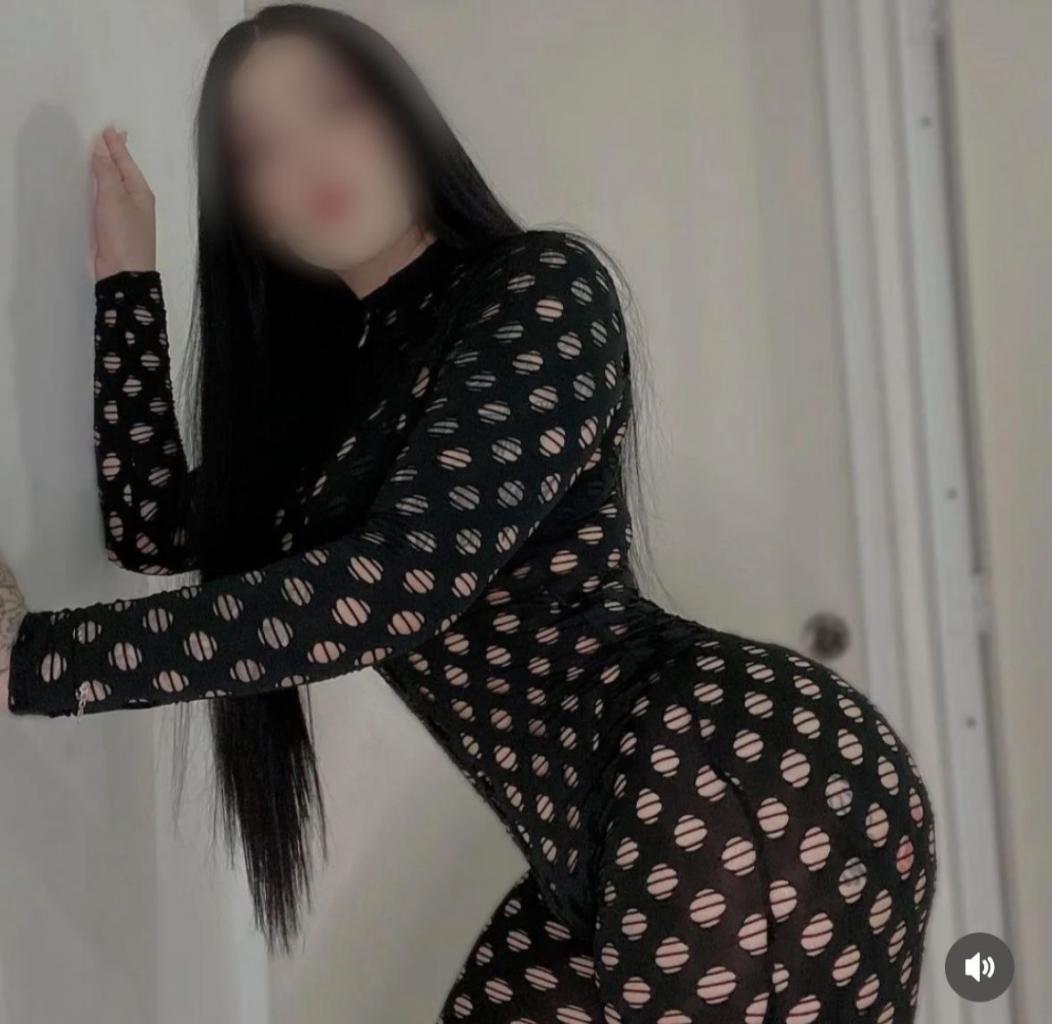 634071468: Chica busca chico en Granada