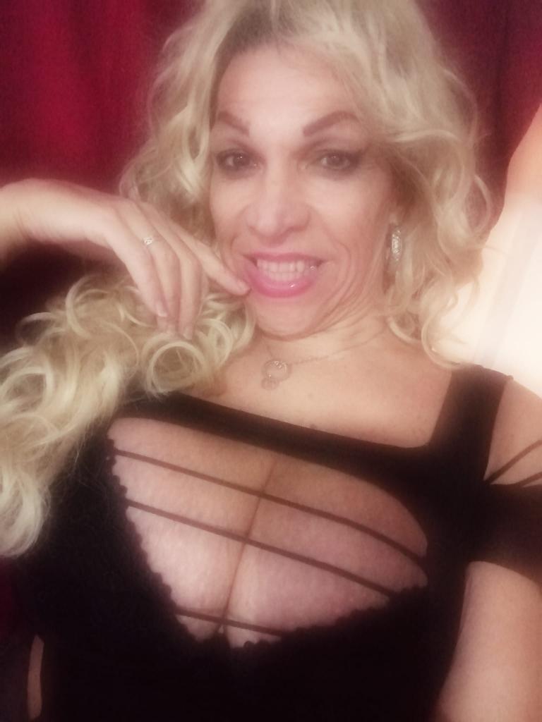 625419788: Transexual en Barcelona