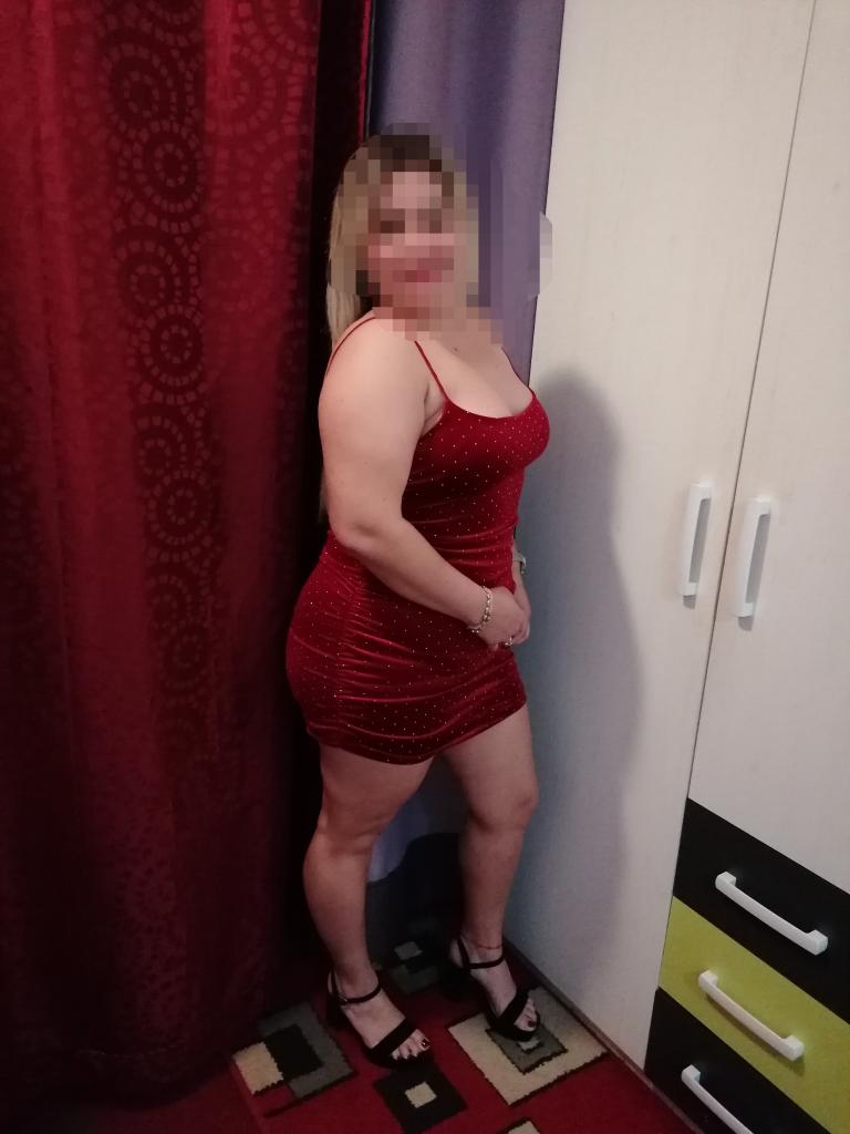 Chica busca chico en Almería: 
