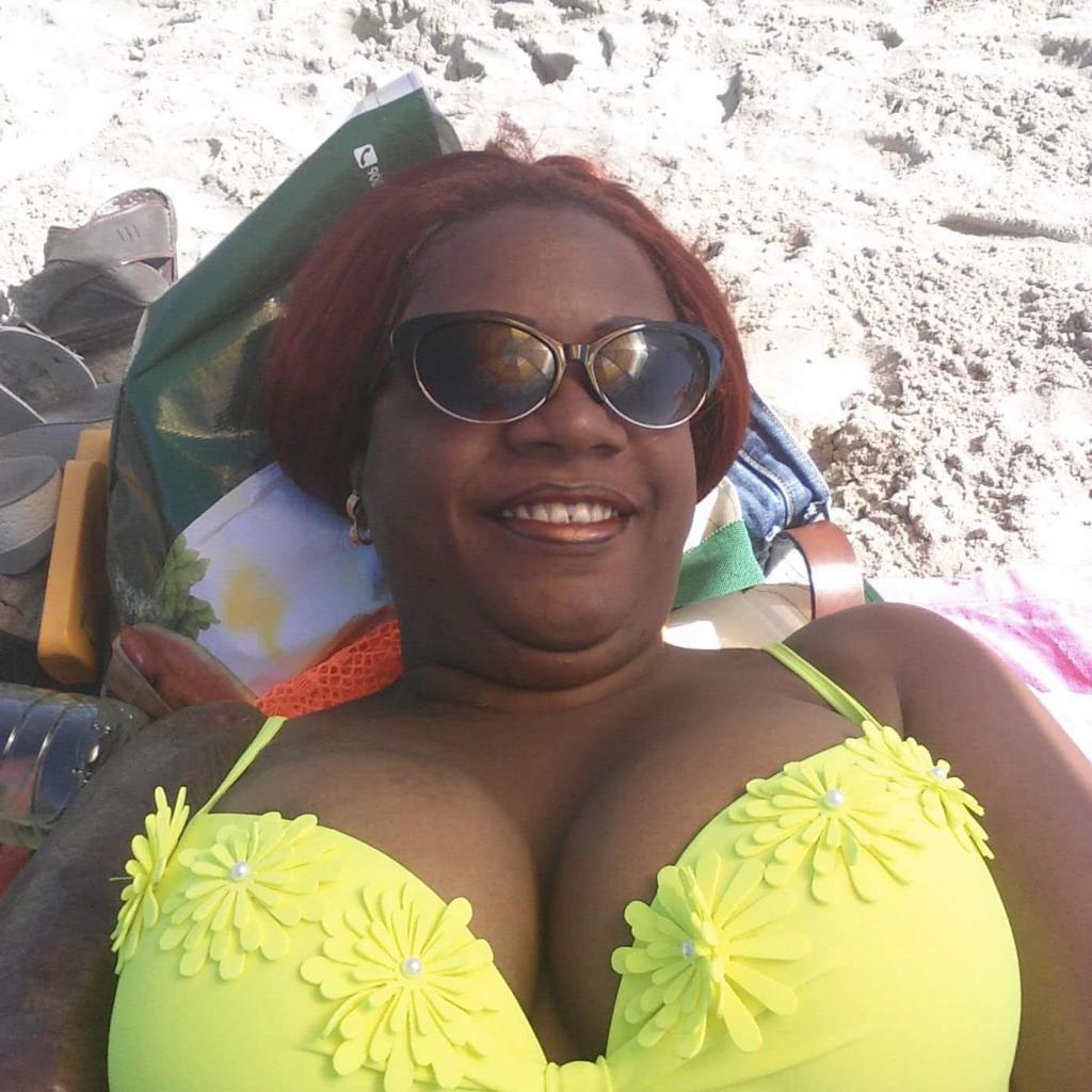 Chica busca chico en Alicante: 