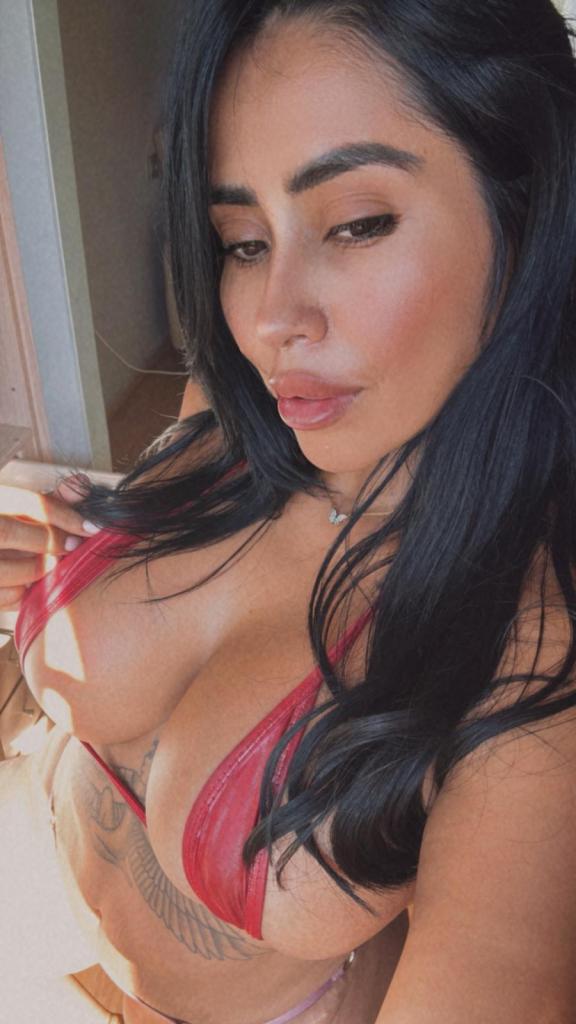 Chica busca chico en Almería: 