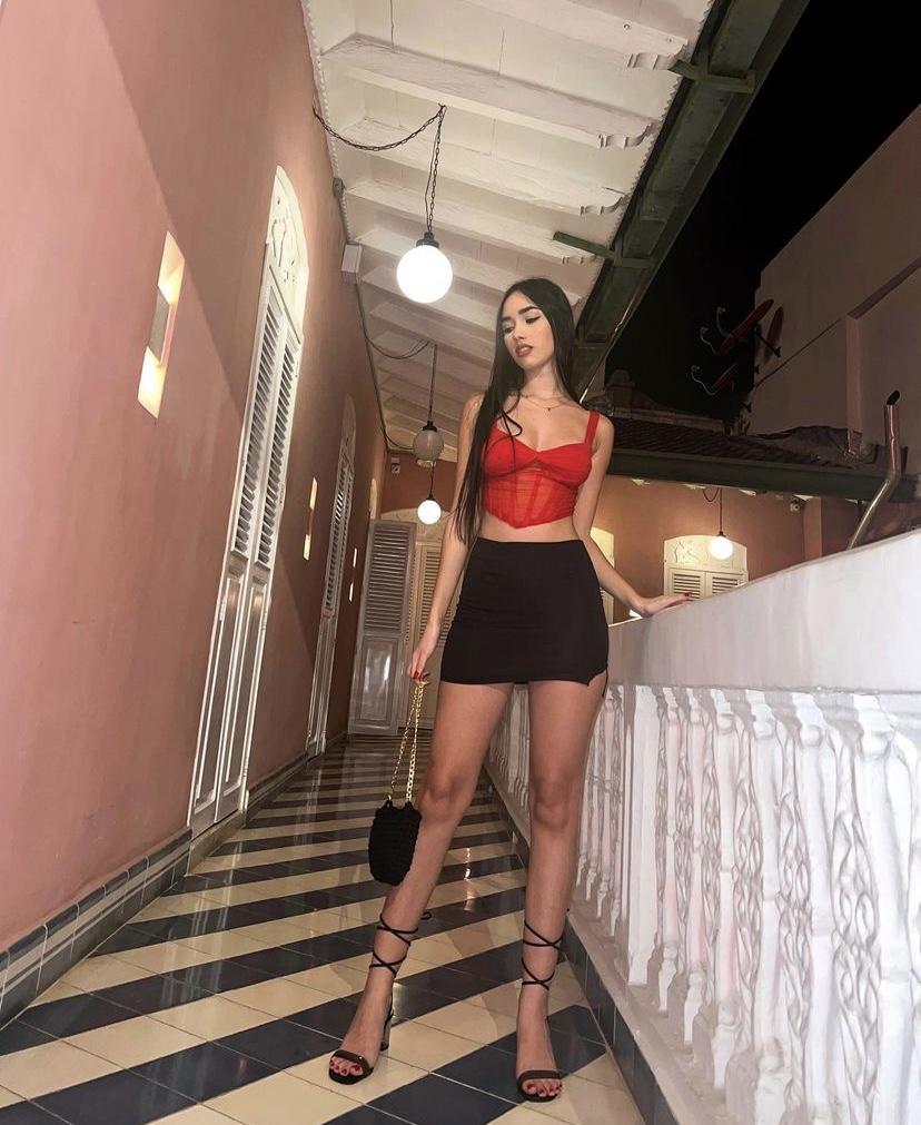 Chica busca chico en Cádiz: Chica busca chico