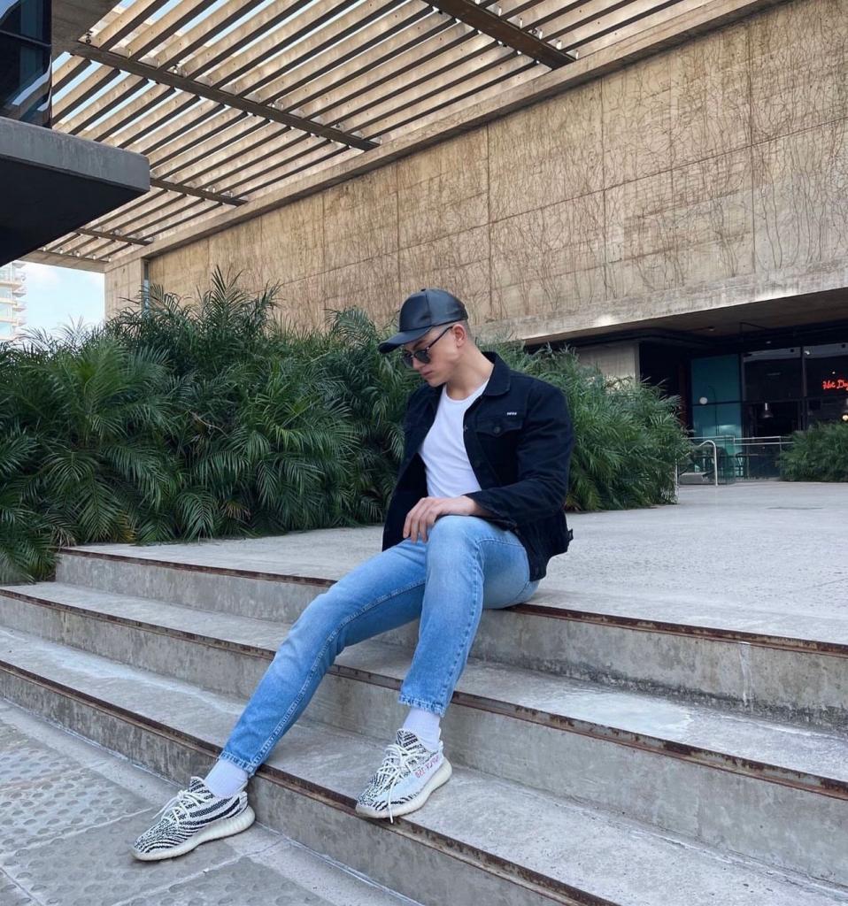 632209945: Chico busca chica en Melilla