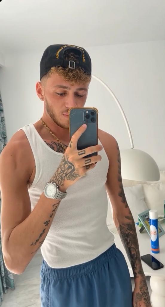 Chico busca chica en Cádiz: 