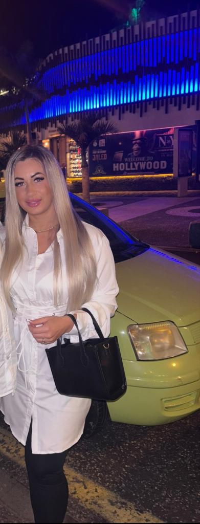 Chica busca chico en Tenerife: 