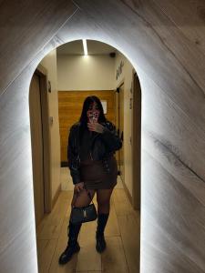 643479341: Chica busca chico en Cáceres