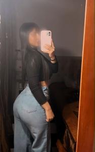 742077488: Chica busca chico en Navarra