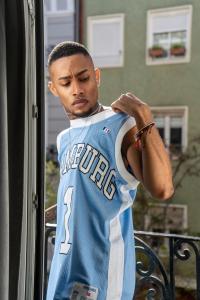 634312101: Chico busca chica en La Coruña