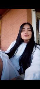 613737186: Chica busca chico en Barcelona