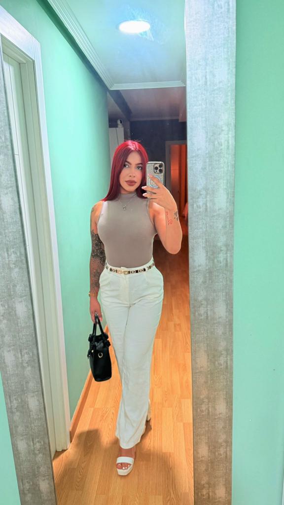 Chica busca chico en Alicante: 