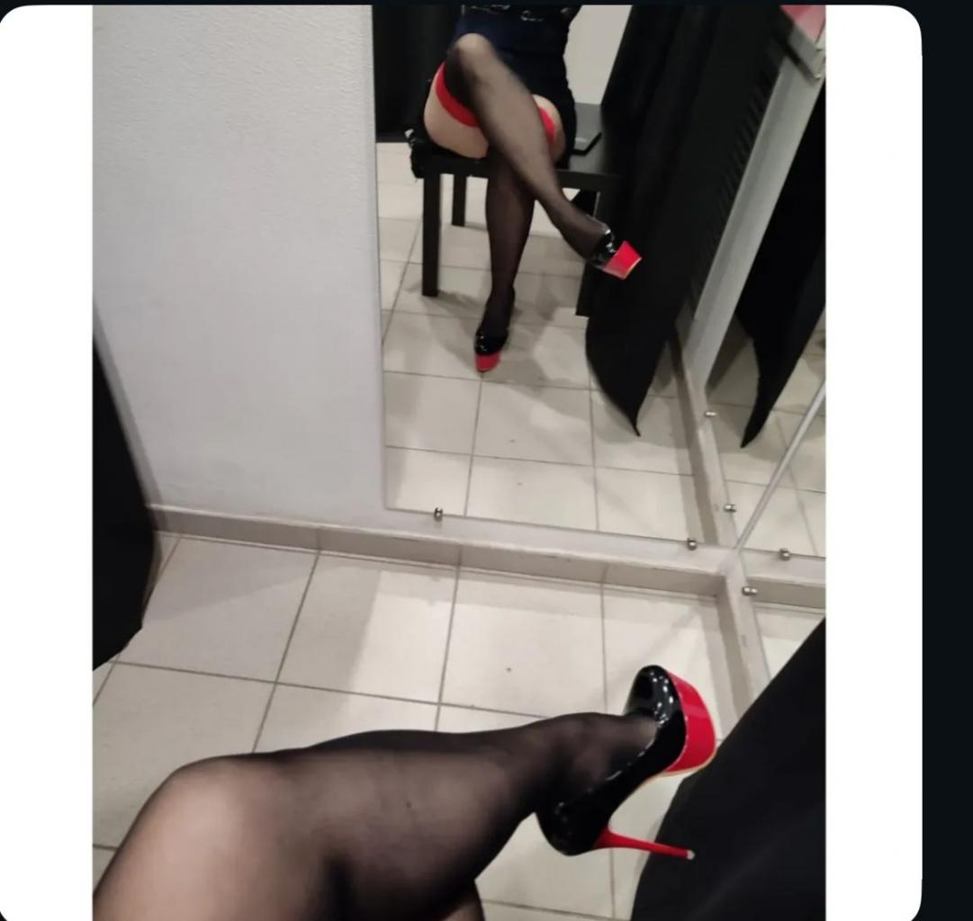 Chica busca chico en Gerona: 