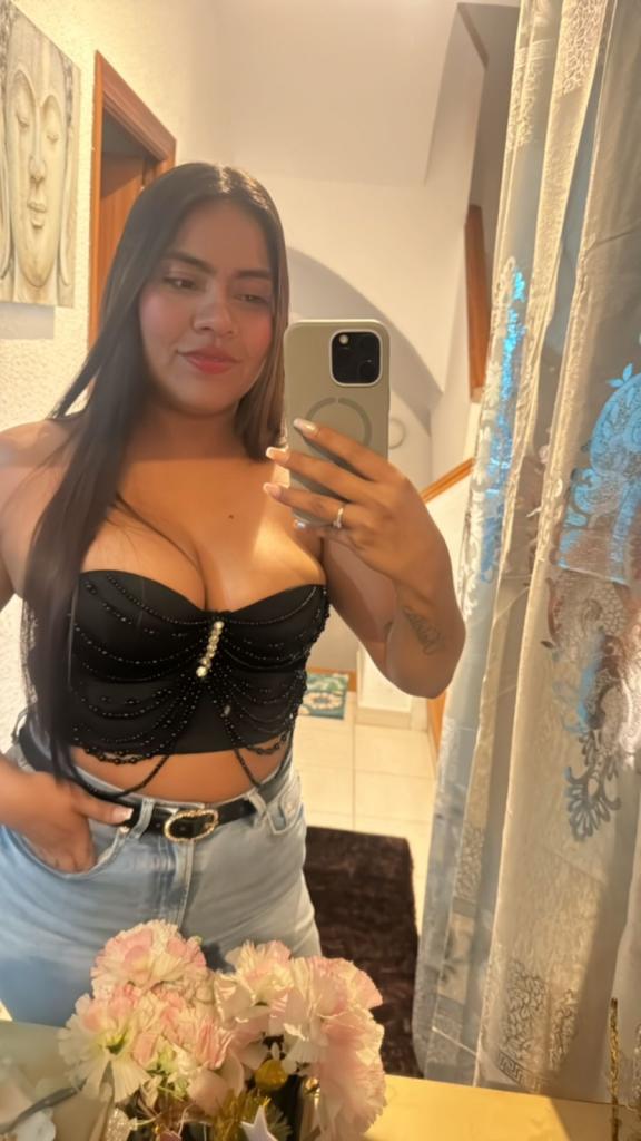 643220522: Chica busca chico en Valencia