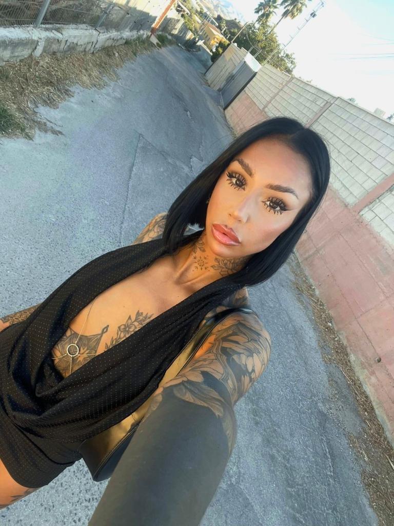 Chica busca chico en Tenerife: 