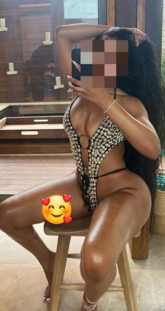 Chica busca chico en Sevilla: 