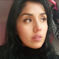 652986760: Chica busca chico en Barcelona