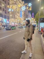 697721438: Chico busca chica en Madrid