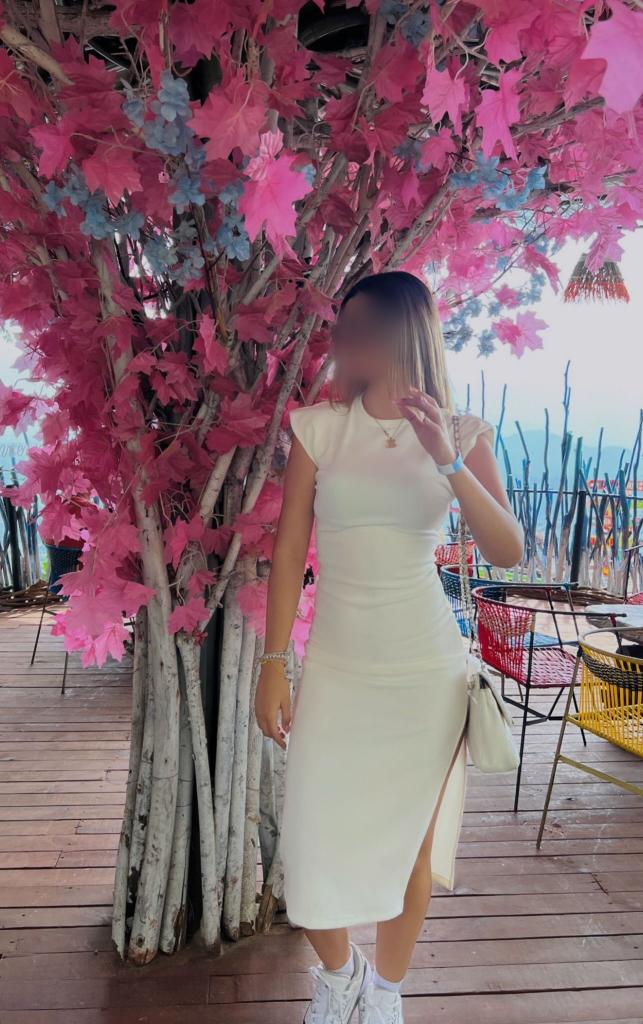 632702209: Chica busca chico en Lugo