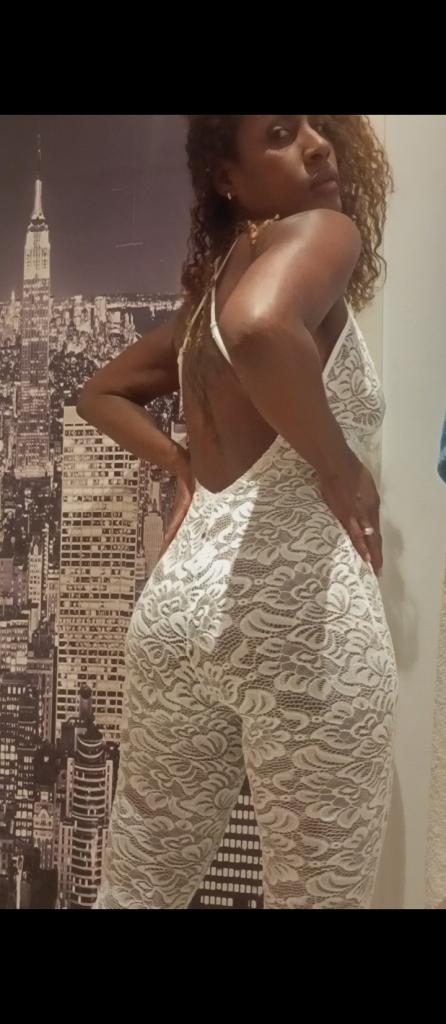 Chica busca chico en Melilla: 