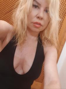 Chica busca chico en Ibiza: 