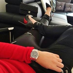 Chica busca chico en Asturias: 