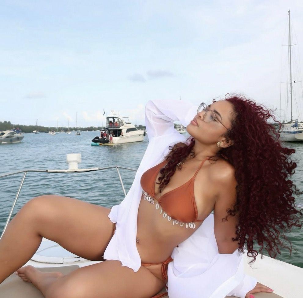 613213903: Chica busca chico en Alicante