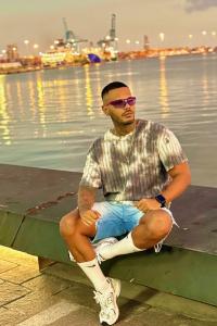 623321091: Chico busca chica en Málaga