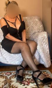 632226897: Chica busca chico en La Coruña