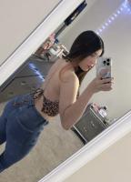 674665398: Chica busca chico en Barcelona