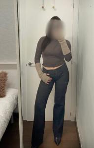 674974319: Chica busca chico en Madrid