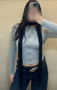 674974319: Chica busca chico en Madrid