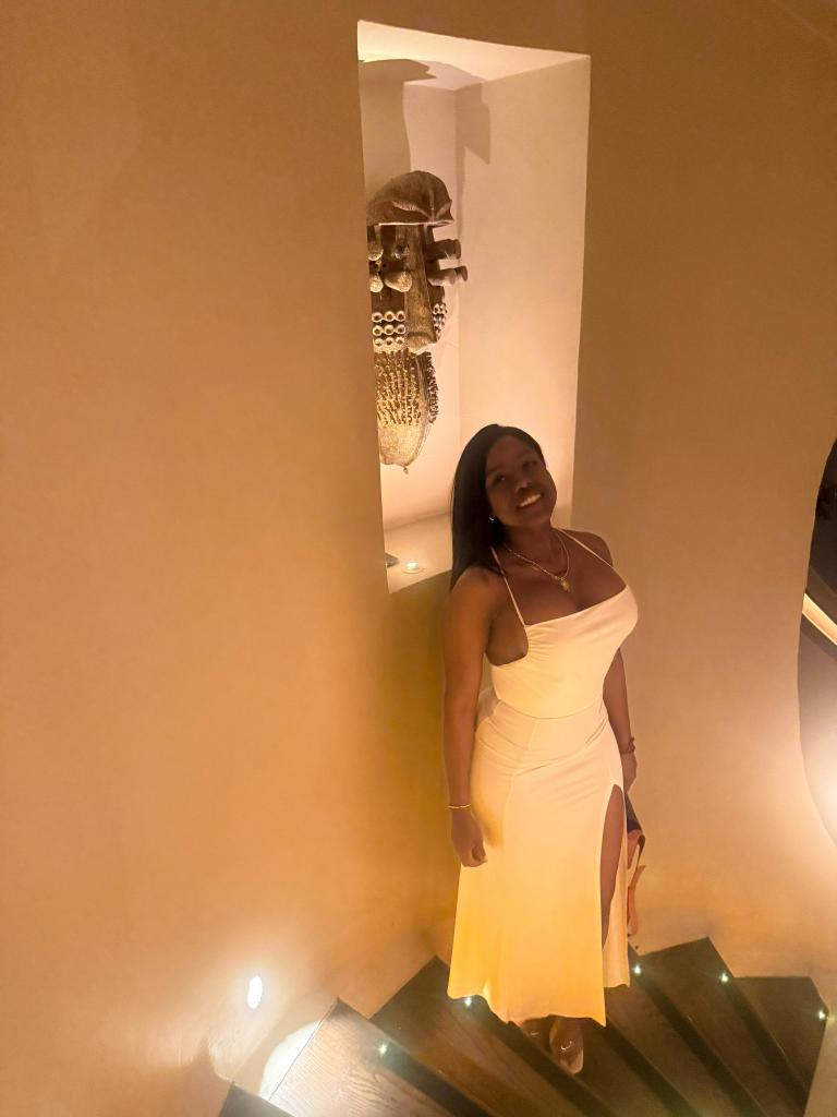 Chica busca chico en Huelva: 