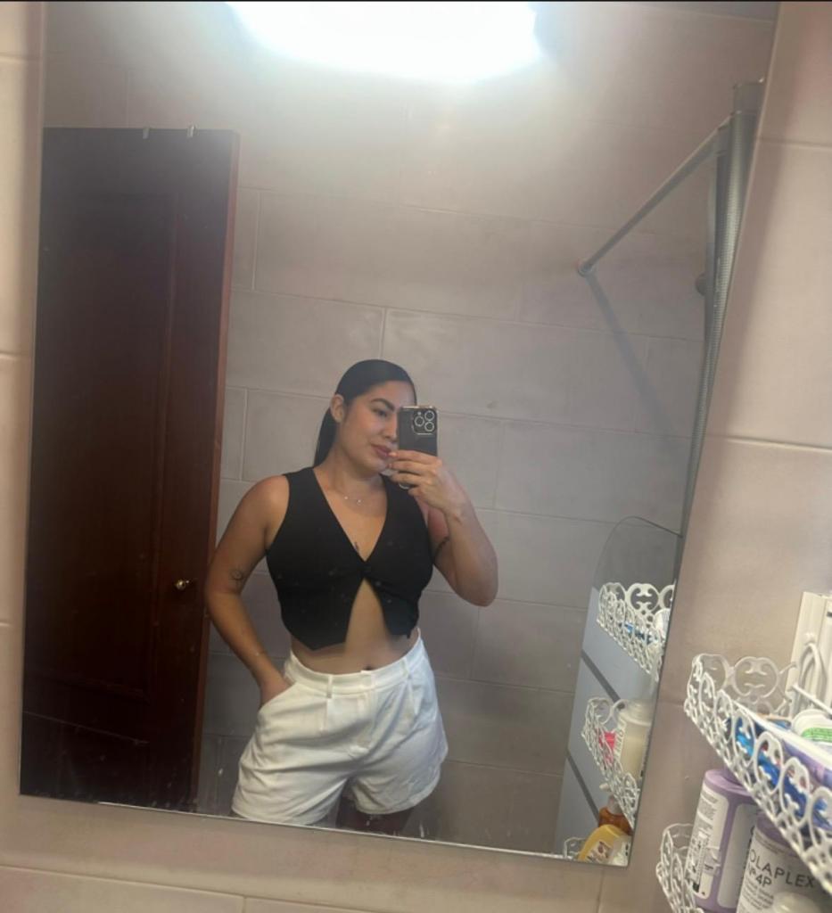 637478841: Chica busca chico en Málaga