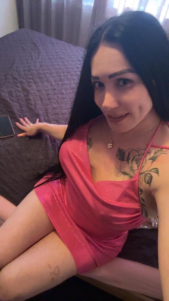 Chico busca chica en Sevilla: 