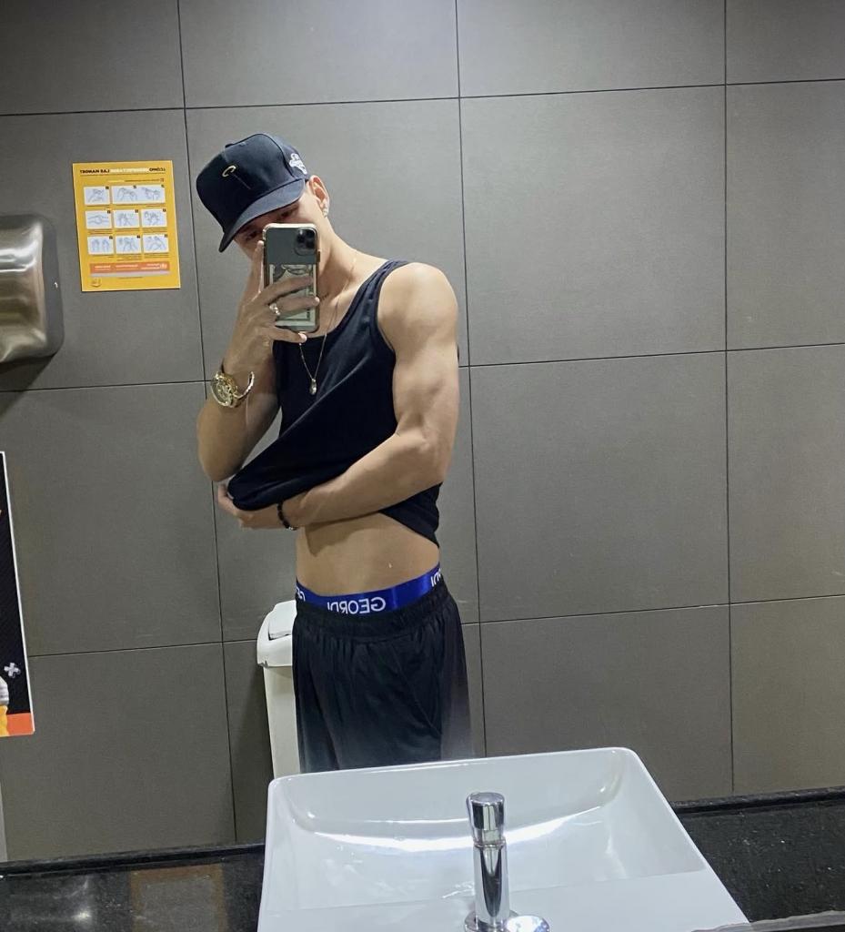 Chico busca chica en Valencia: 