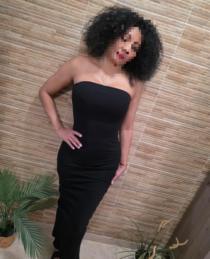 Chica busca chico en Sevilla: 