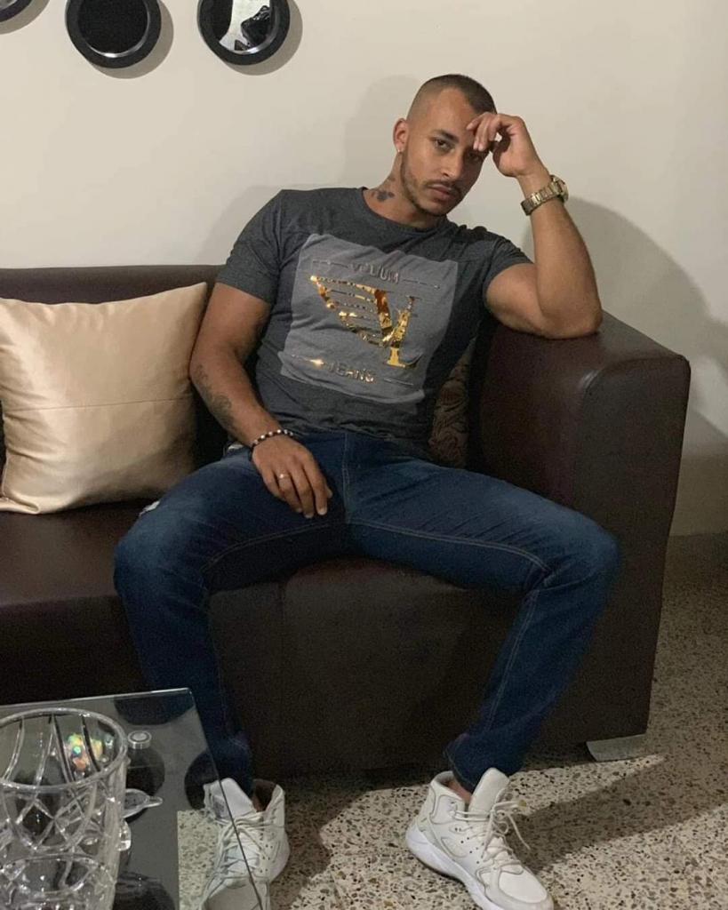 670633153: Chico busca chica en Tenerife