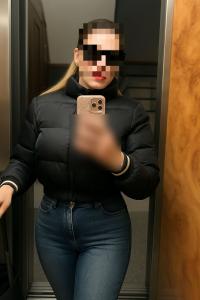 662184673: Chica busca chico en Barcelona