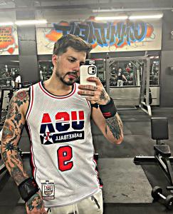 675314778: Chico busca chica en Barcelona