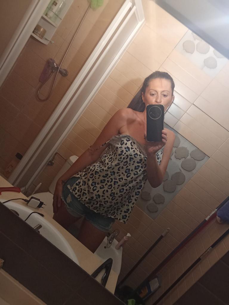 672891966: Chica busca chico en Tarragona