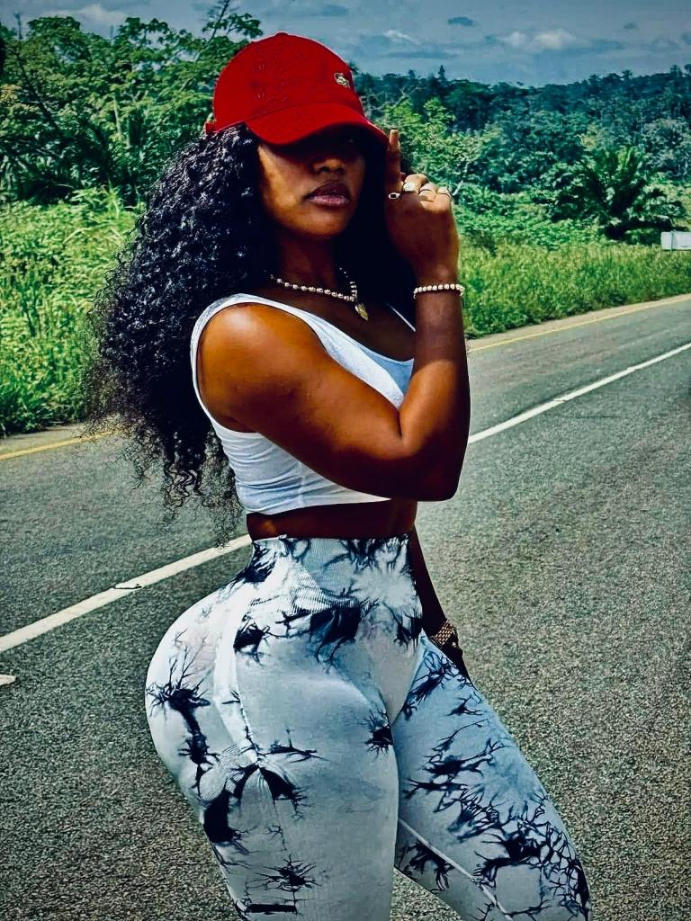 632921274: Transexual en Barcelona