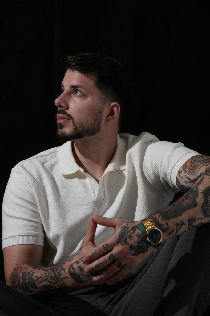 675314778: Chico busca chica en Barcelona