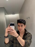 692543750: Chico busca chica en Barcelona