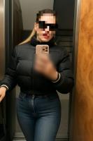 662184673: Chica busca chico en Barcelona