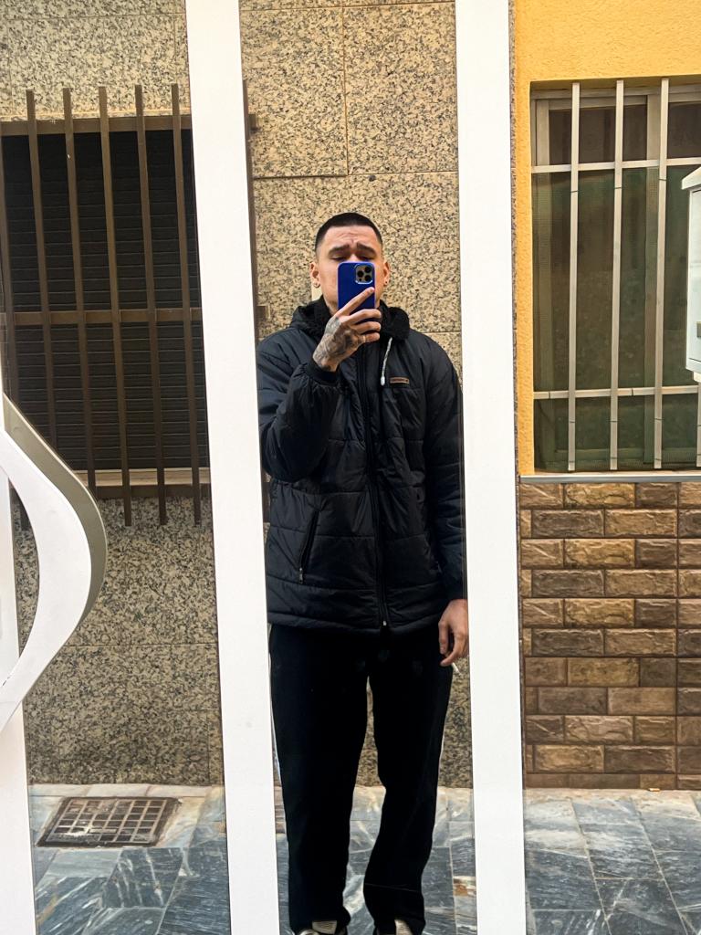 Chico busca chica en Murcia: 