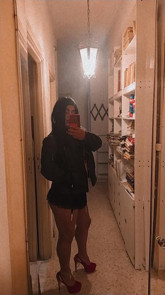 Chica busca chico en Gerona: 