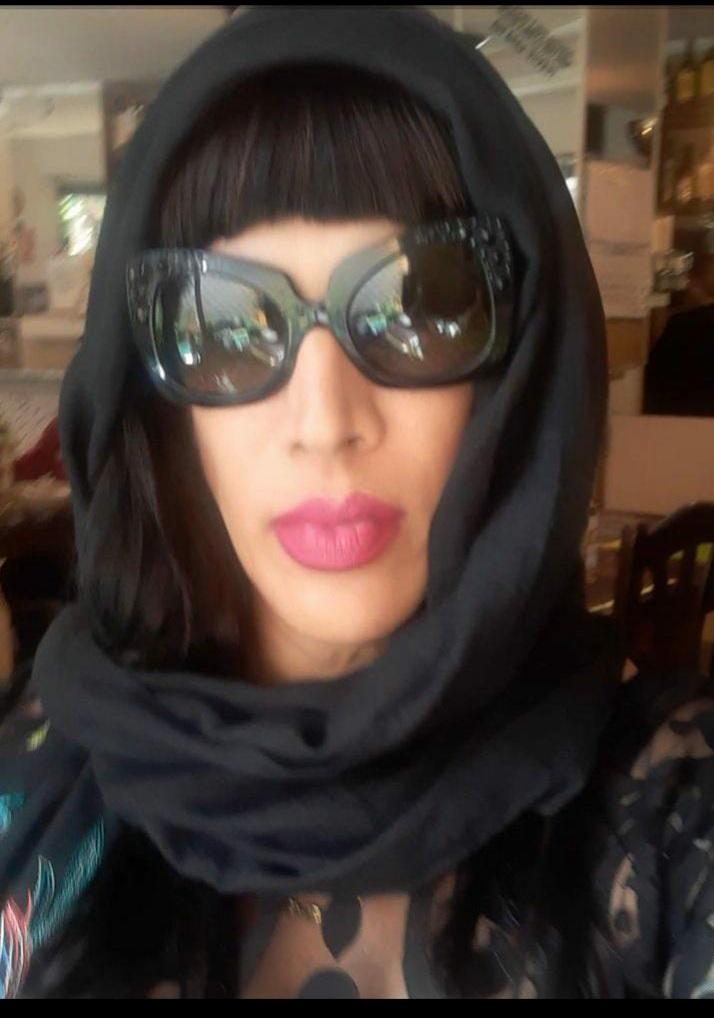 671364530: Transexual en Gerona