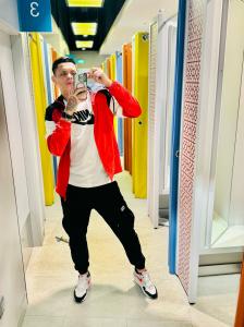 614772935: Chico busca chica en Murcia