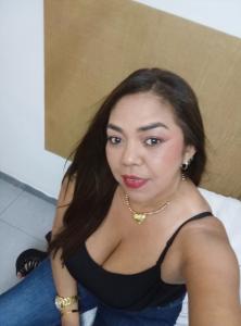 Chica busca chico en Cuenca: Chica busca chico