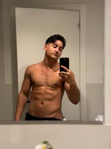 Chico busca chica en Málaga: 